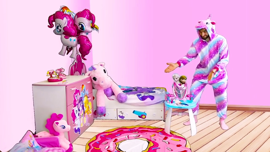 اسباب بازی ها و خانواده مهربان - ساشا و اتاق جدید پرنسس